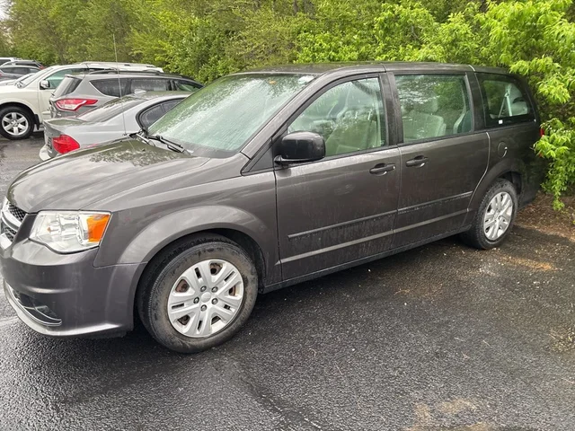 SEMINUEVOS DODGE Grand Caravan a Estados en autogozo