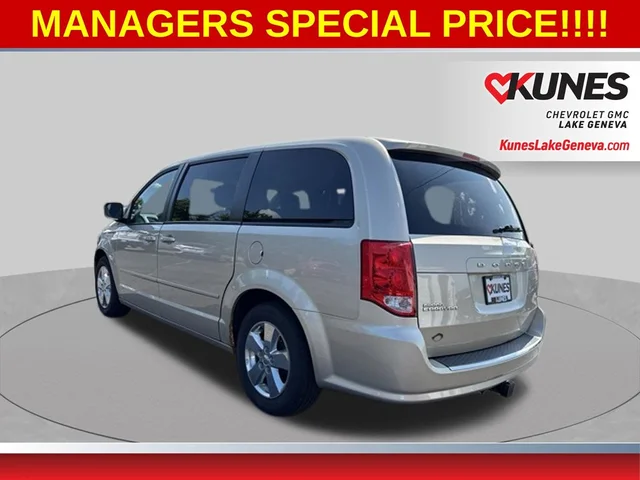 SEMINUEVOS DODGE Grand Caravan a Estados en autogozo