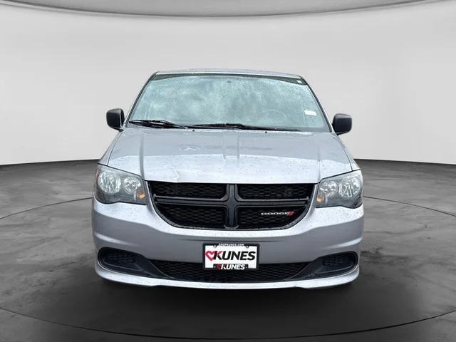 SEMINUEVOS DODGE Grand Caravan a Estados en autogozo