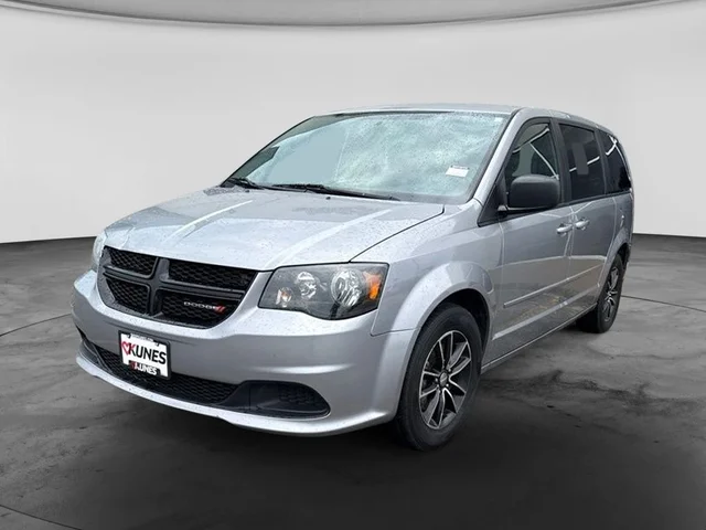 SEMINUEVOS DODGE Grand Caravan a Estados en autogozo