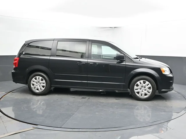 SEMINUEVOS DODGE Grand Caravan a Estados en autogozo