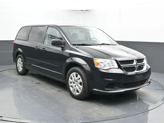SEMINUEVOS DODGE Grand Caravan a Estados en autogozo
