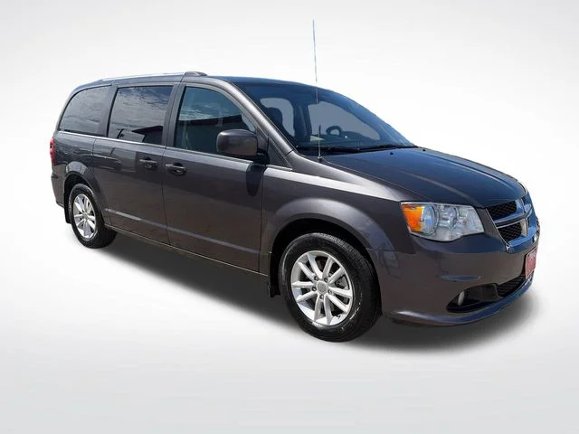 SEMINUEVOS DODGE Grand Caravan a Estados en autogozo