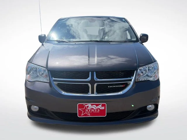 SEMINUEVOS DODGE Grand Caravan a Estados en autogozo
