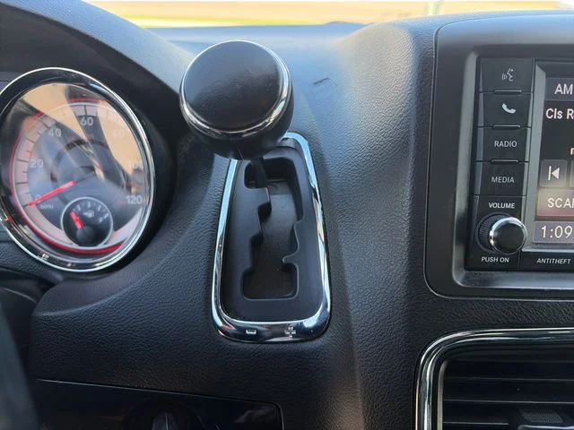 SEMINUEVOS DODGE Grand Caravan a Estados en autogozo