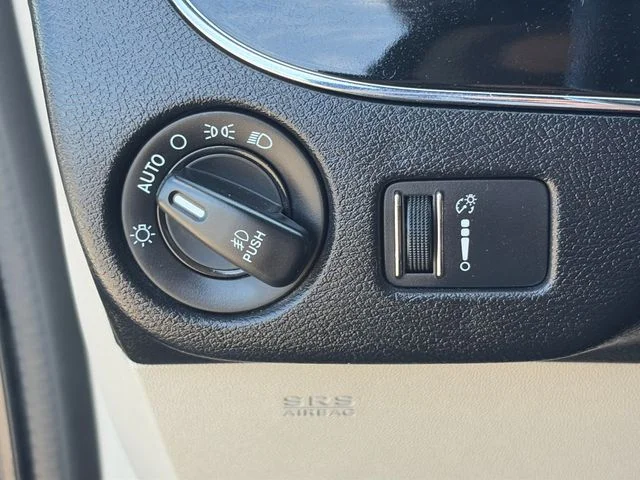 SEMINUEVOS DODGE Grand Caravan a Estados en autogozo