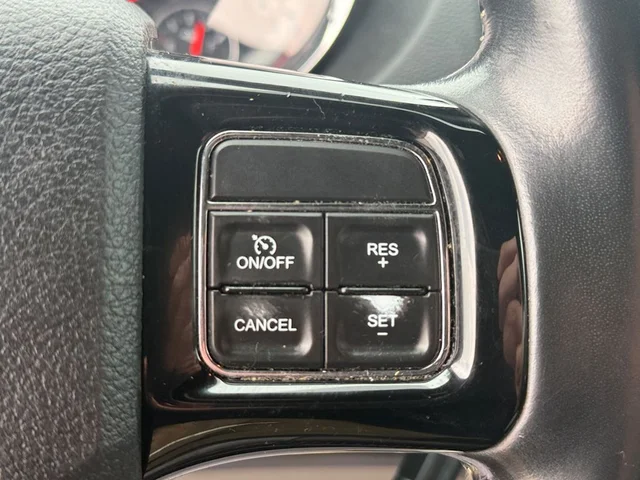 SEMINUEVOS DODGE Grand Caravan a Estados en autogozo