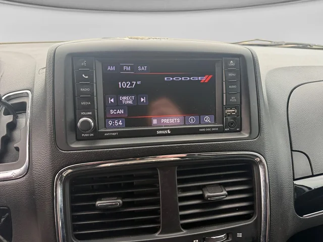 SEMINUEVOS DODGE Grand Caravan a Estados en autogozo