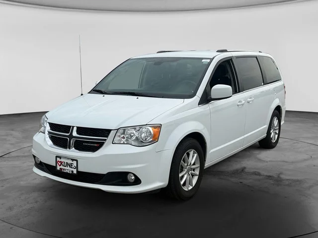 SEMINUEVOS DODGE Grand Caravan a Estados en autogozo