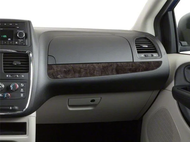 SEMINUEVOS DODGE Grand Caravan a Estados en autogozo