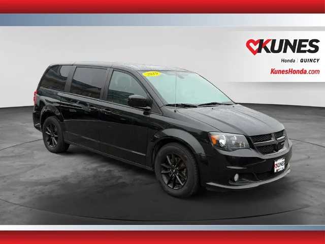 SEMINUEVOS DODGE Grand Caravan a Estados en autogozo