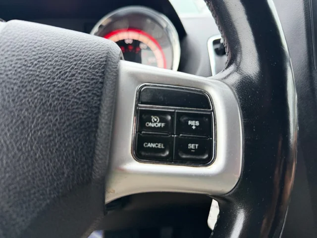 SEMINUEVOS DODGE Grand Caravan a Estados en autogozo