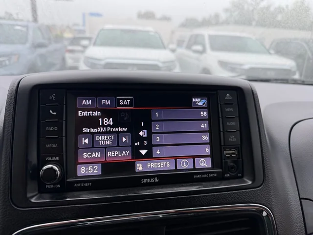 SEMINUEVOS DODGE Grand Caravan a Estados en autogozo