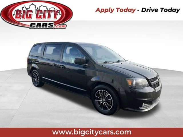 SEMINUEVOS DODGE Grand Caravan a Estados en autogozo