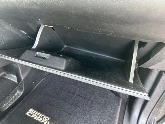 SEMINUEVOS DODGE Grand Caravan a Estados en autogozo