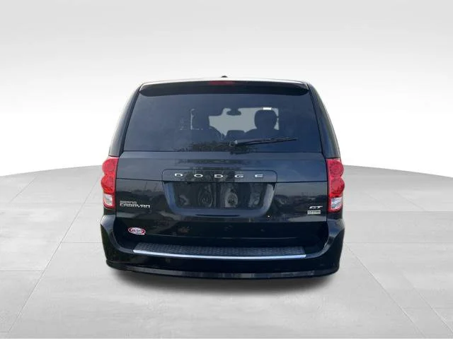SEMINUEVOS DODGE Grand Caravan a Estados en autogozo