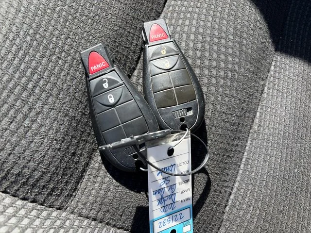 SEMINUEVOS DODGE Grand Caravan a Estados en autogozo