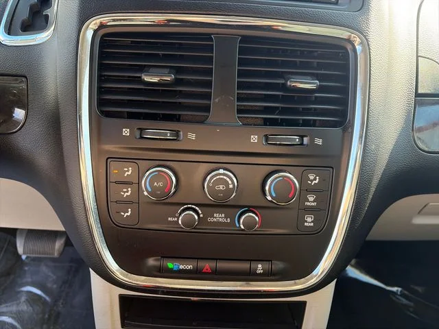 SEMINUEVOS DODGE Grand Caravan a Estados en autogozo