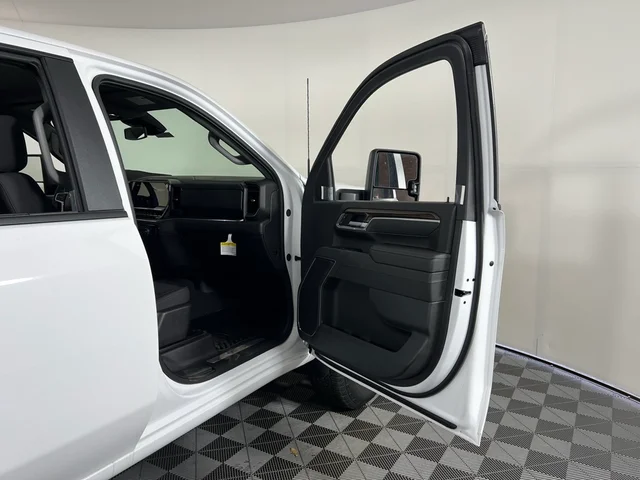 Nuevos CHEVROLET SILVERADO 2500HD à Estados chez autogozo