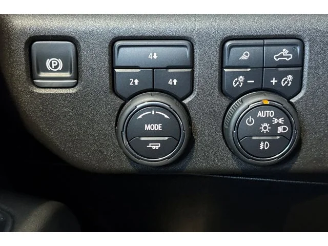 SEMINUEVOS CHEVROLET Silverado 2500HD at ELK GROVE in Elk Grove Buick GMC