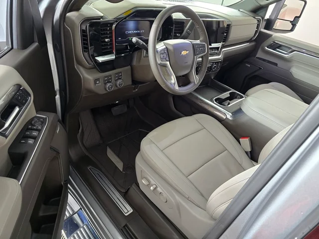 Nueve CHEVROLET SILVERADO 3500HD à Brainerd  chez Dondelinger Chevrolet
