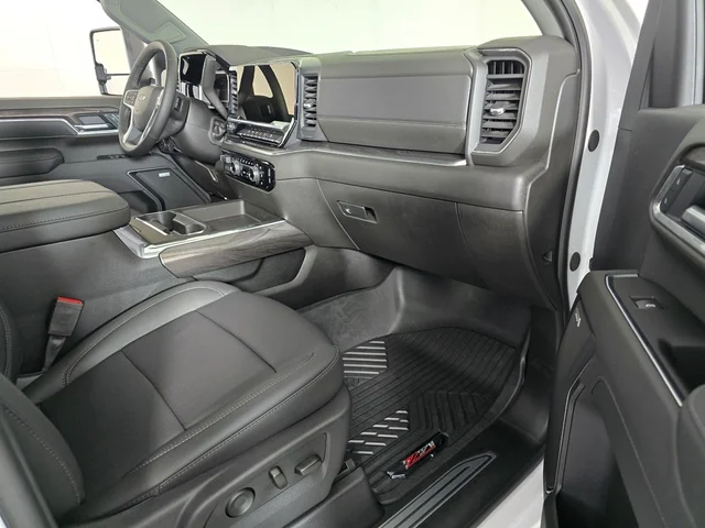 Nueve CHEVROLET SILVERADO 3500HD à Brainerd  chez Dondelinger Chevrolet