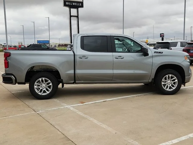 Nuevos CHEVROLET SILVERADO 1500 à Estados chez autogozo