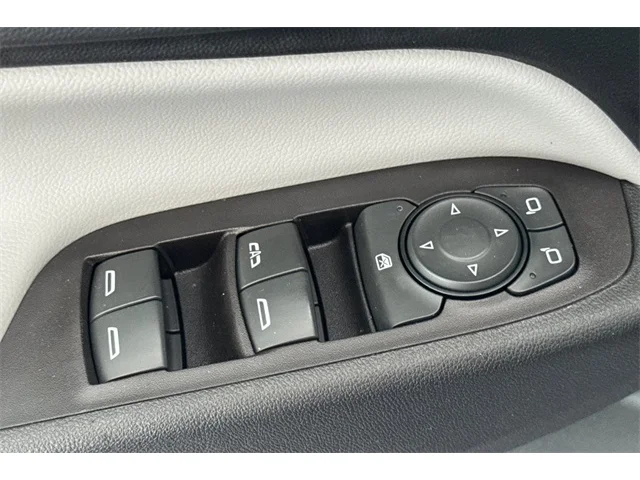 SEMINUEVOS CHEVROLET Equinox at ELK GROVE in Elk Grove Buick GMC