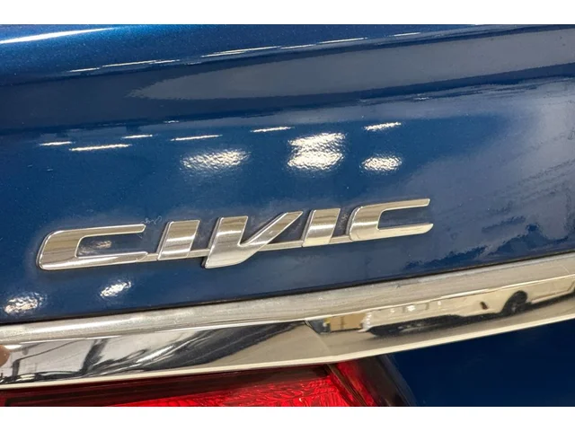 Pre-Owned HONDA Civic at Anderson Honda in Palo Alto