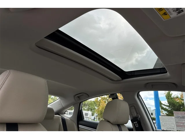 Pre-Owned HONDA Civic at Anderson Honda in Palo Alto