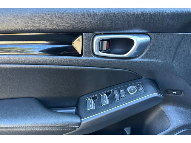 Pre-Owned HONDA Civic at Anderson Honda in Palo Alto