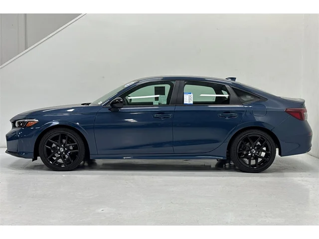 2025 Honda Civic Sport photo 7