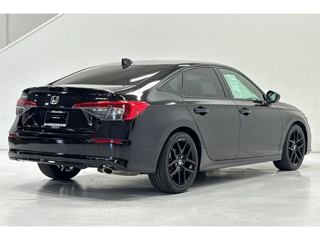 2023 Honda Civic Sport photo 3