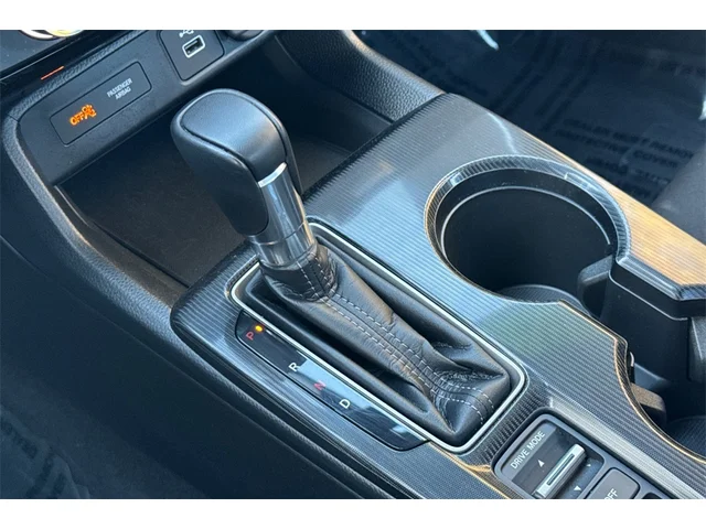 Pre-Owned HONDA Civic at Anderson Honda in Palo Alto