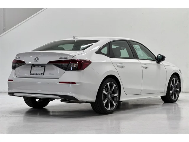 2025 Honda Civic Hybrid Sport Touring photo 2