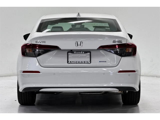 2025 Honda Civic Hybrid Sport Touring photo 3