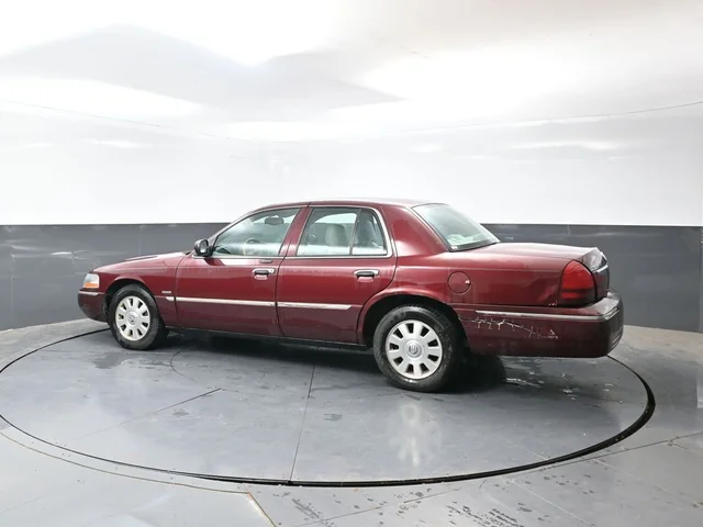 SEMINUEVOS MERCURY Grand Marquis a Estados en autogozo