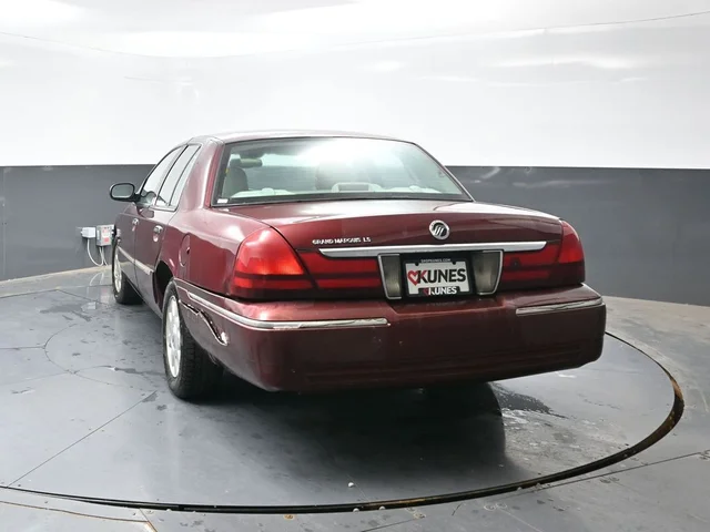 SEMINUEVOS MERCURY Grand Marquis a Estados en autogozo
