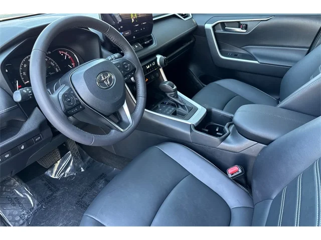 SEMINUEVOS TOYOTA RAV4 at ELK GROVE in Elk Grove Buick GMC