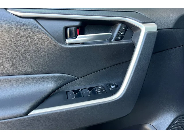 Used TOYOTA RAV4 Hybrid at San Francisco in izmo Kia