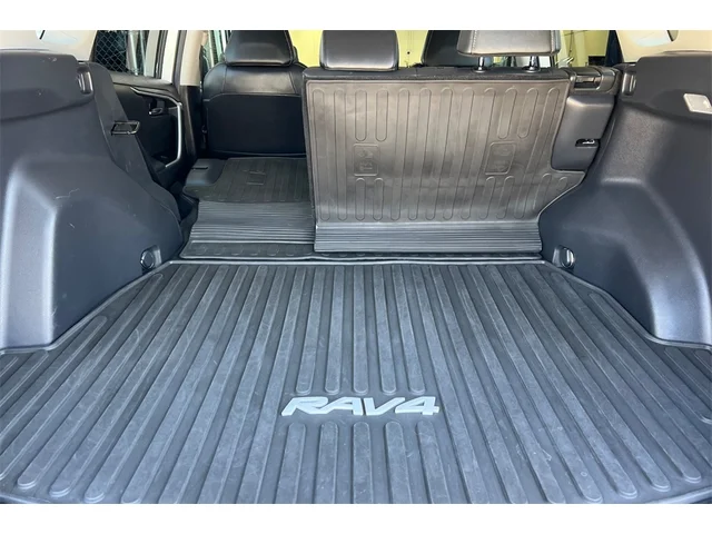 Used TOYOTA RAV4 Hybrid at San Francisco in izmo Kia
