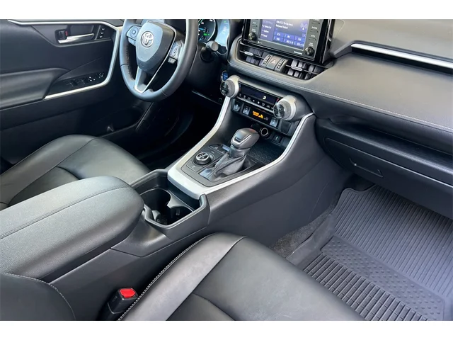 Used TOYOTA RAV4 Hybrid at San Francisco in izmo Kia