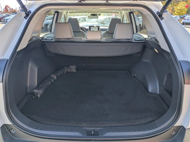 SEMINUEVOS TOYOTA RAV4 at Kennesaw, in Town Center Nissan