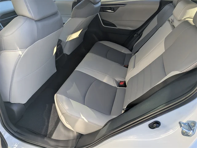 SEMINUEVOS TOYOTA RAV4 at Kennesaw, in Town Center Nissan