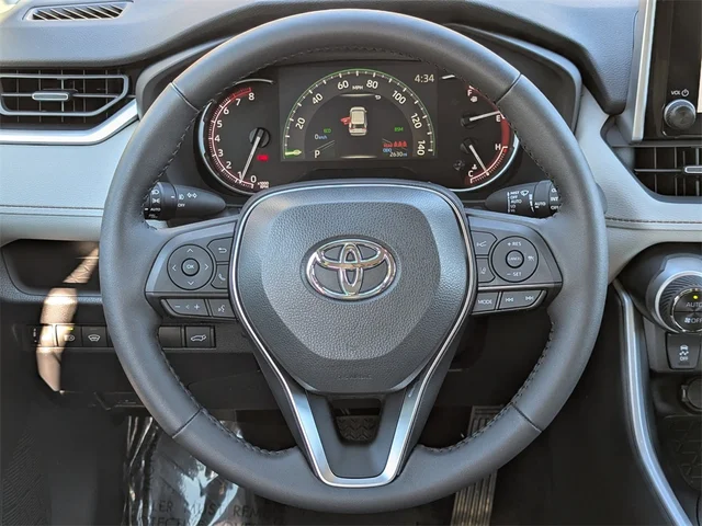 SEMINUEVOS TOYOTA RAV4 at Kennesaw, in Town Center Nissan