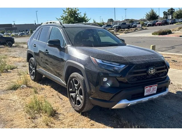 SEMINUEVOS TOYOTA RAV4 at ELK GROVE in Elk Grove Buick GMC