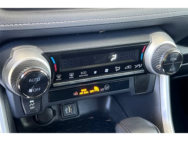 Used TOYOTA RAV4 Hybrid at San Francisco in izmo Kia