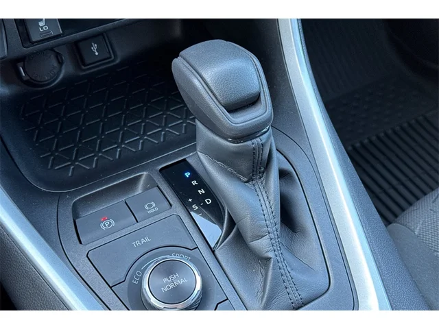 Used TOYOTA RAV4 Hybrid at San Francisco in izmo Kia