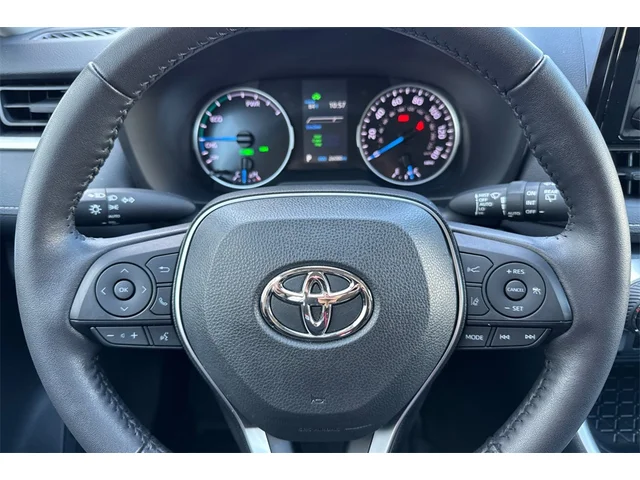 Used TOYOTA RAV4 Hybrid at San Francisco in izmo Kia