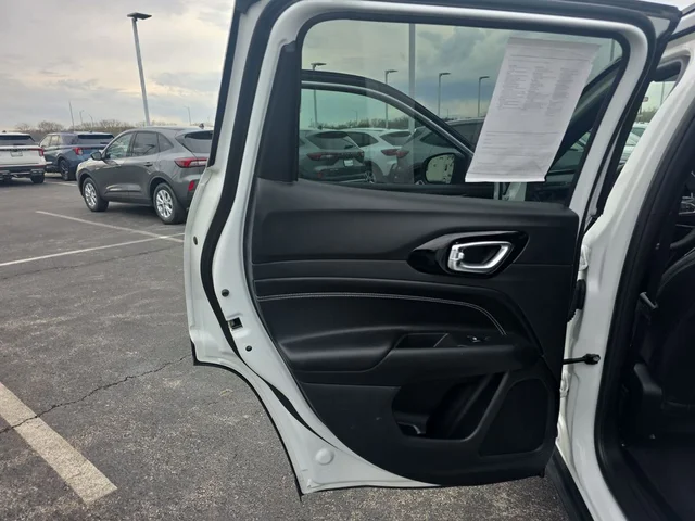 SEMINUEVOS JEEP Compass a Estados en autogozo